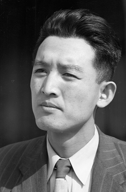 박인환